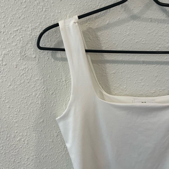White Square-Neck Bodysuit - Picture 4 of 7